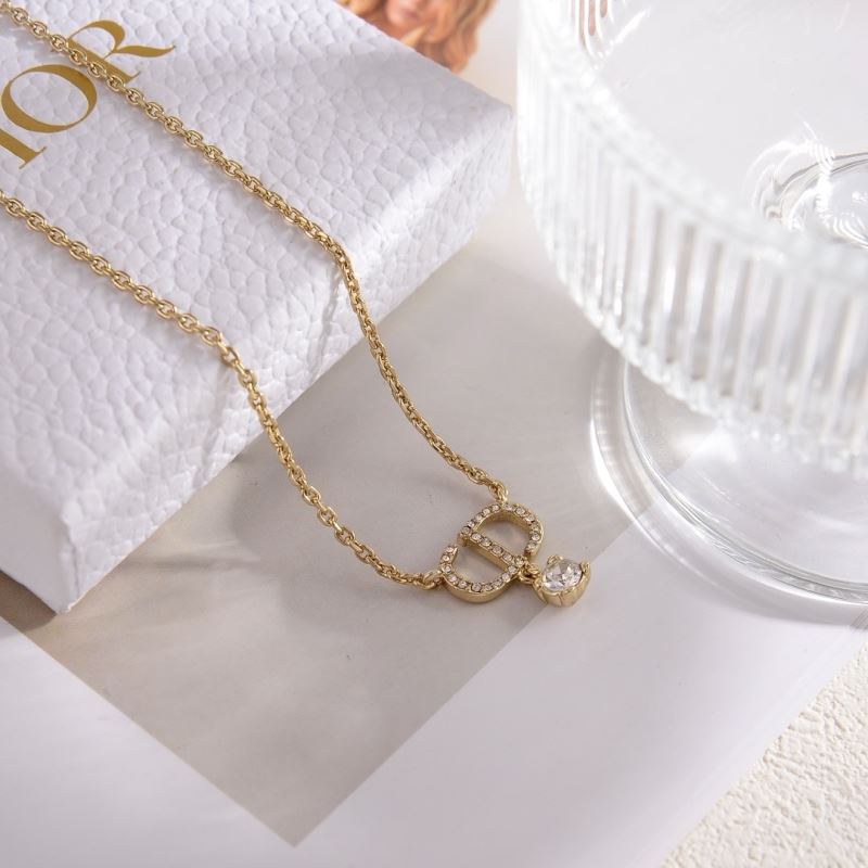 chr1st1an D10r necklaces